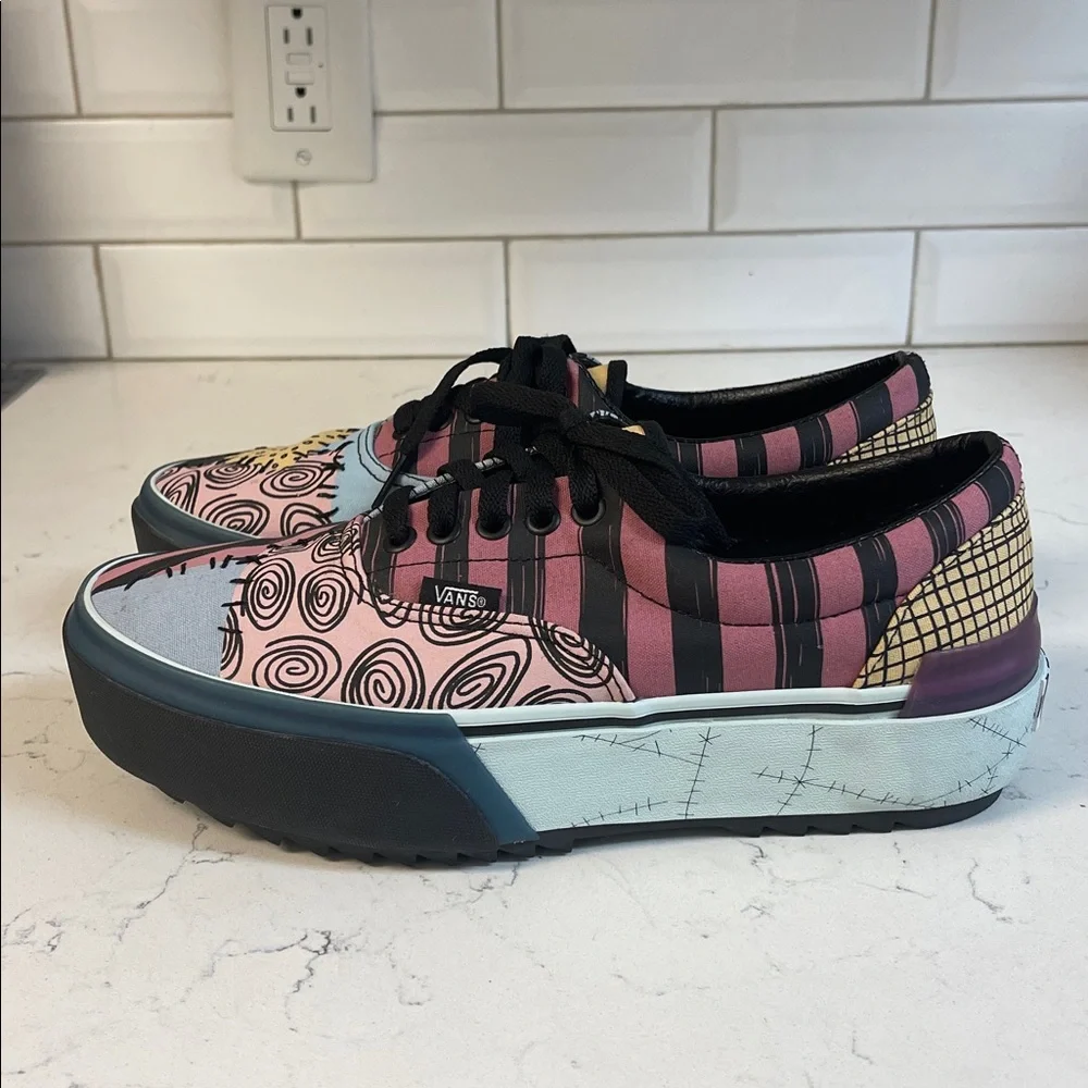 VANS X THE NIGHTMARE BEFORE CHRISTMAS ERA STACKED DISNEY Size 9.5 Worn 2-3 Times - Picture 12 of 17